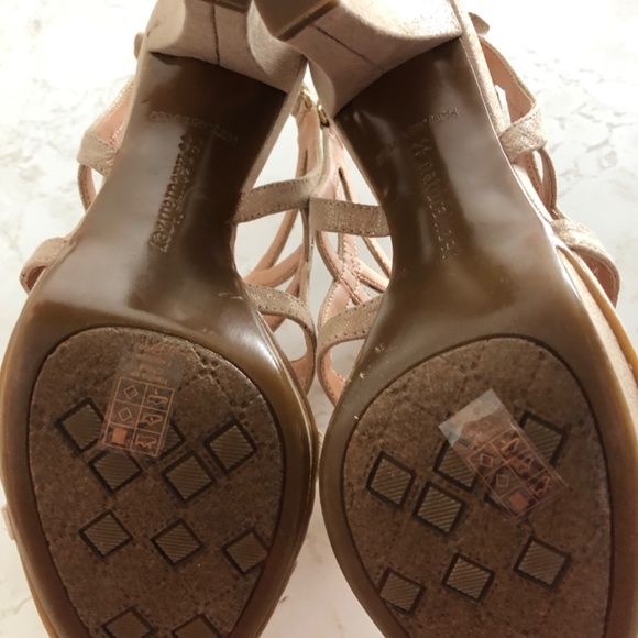 Shoes - Picture 4 of 5